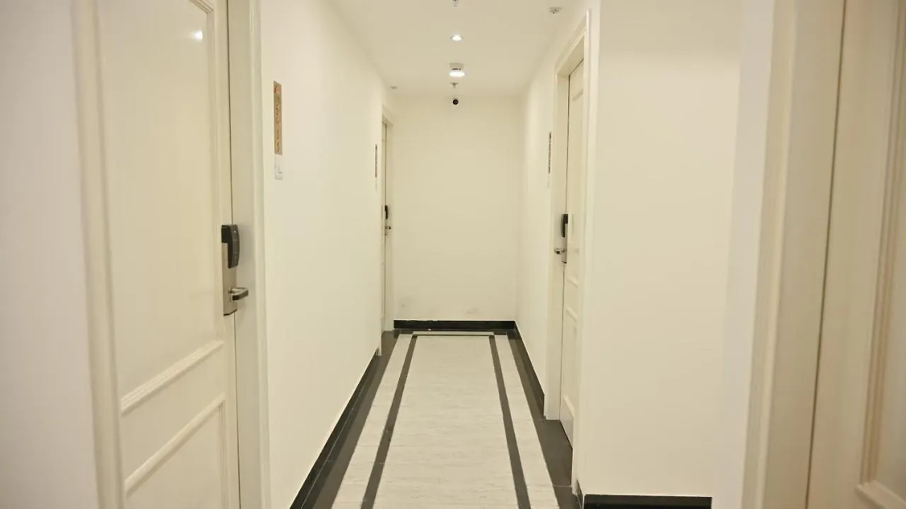 מלון Pearl Courtyard